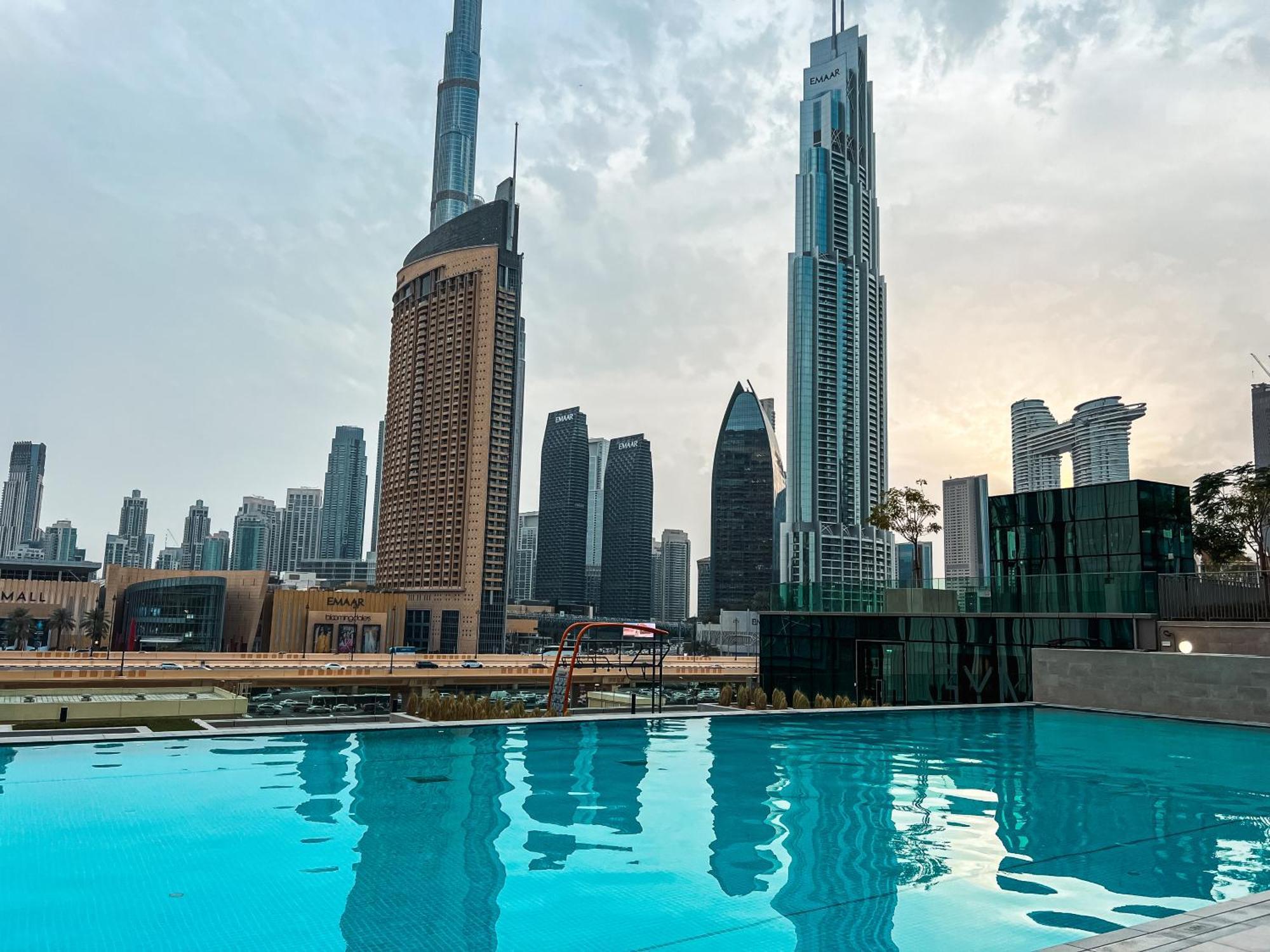 Stunning Burj View Dubai Mall Access Infinity Pool Apartment ภายนอก รูปภาพ