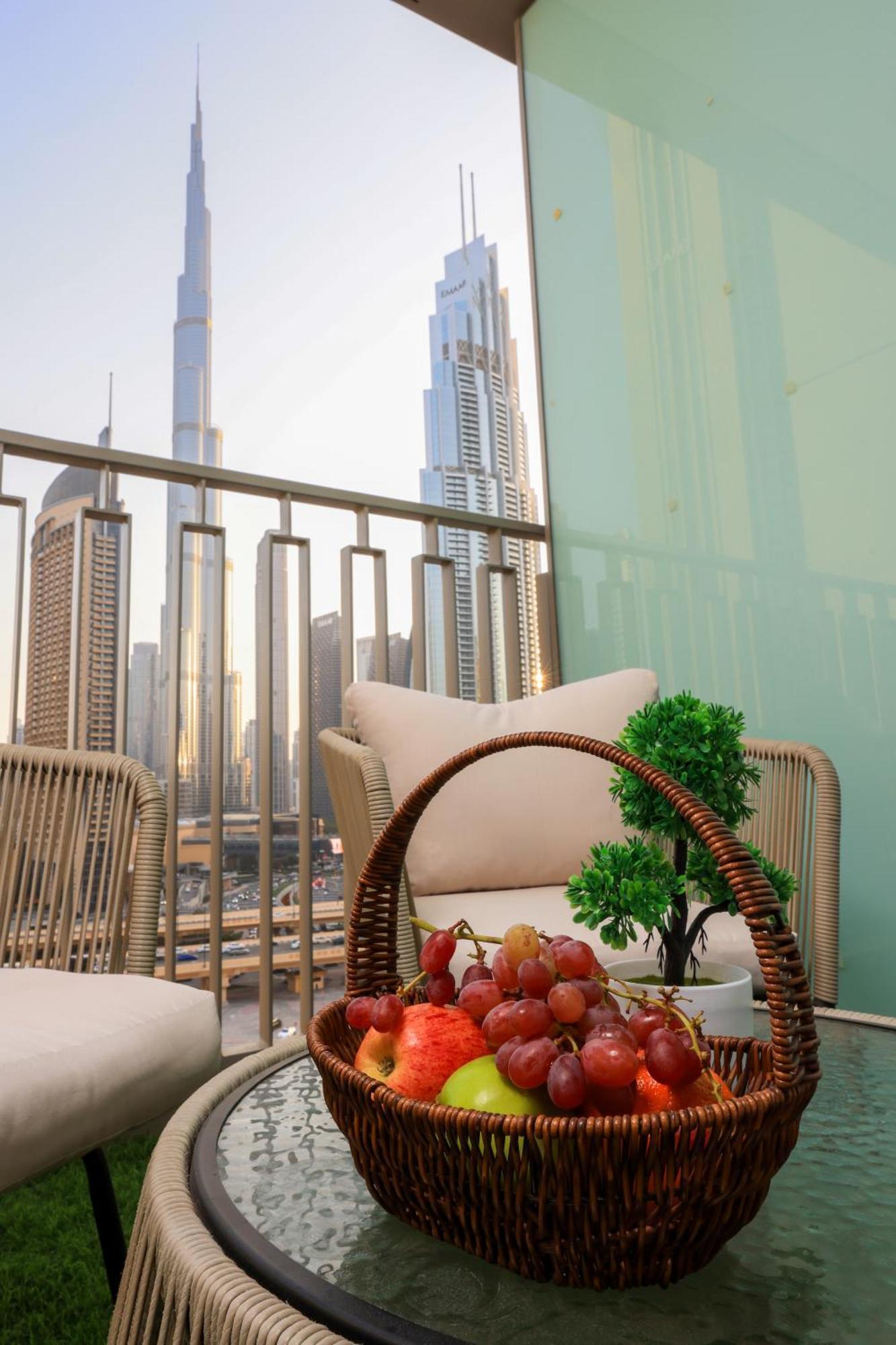 Stunning Burj View Dubai Mall Access Infinity Pool Apartment ภายนอก รูปภาพ