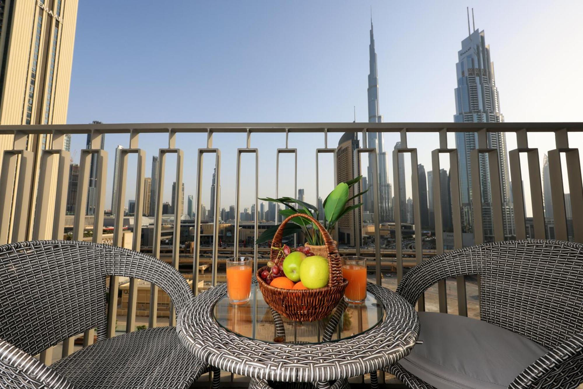 Stunning Burj View Dubai Mall Access Infinity Pool Apartment ภายนอก รูปภาพ