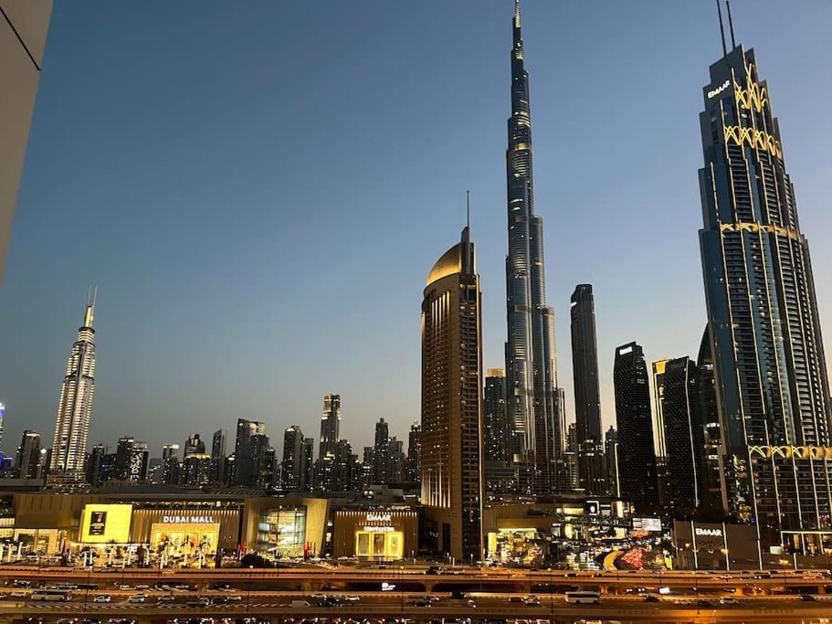 Stunning Burj View Dubai Mall Access Infinity Pool Apartment ภายนอก รูปภาพ